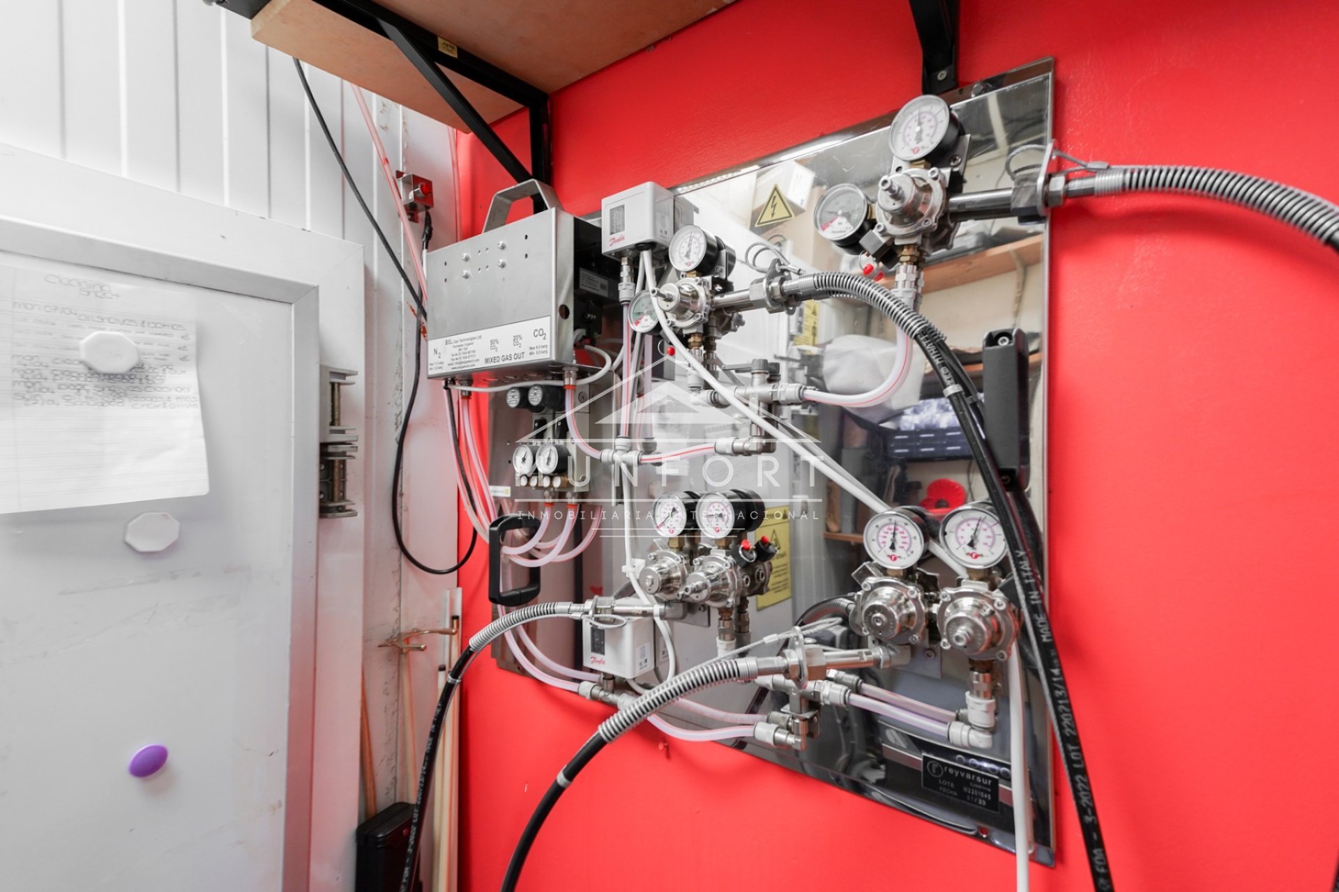 Herverkoop - Commerciële panden -
San Pedro del Pinatar