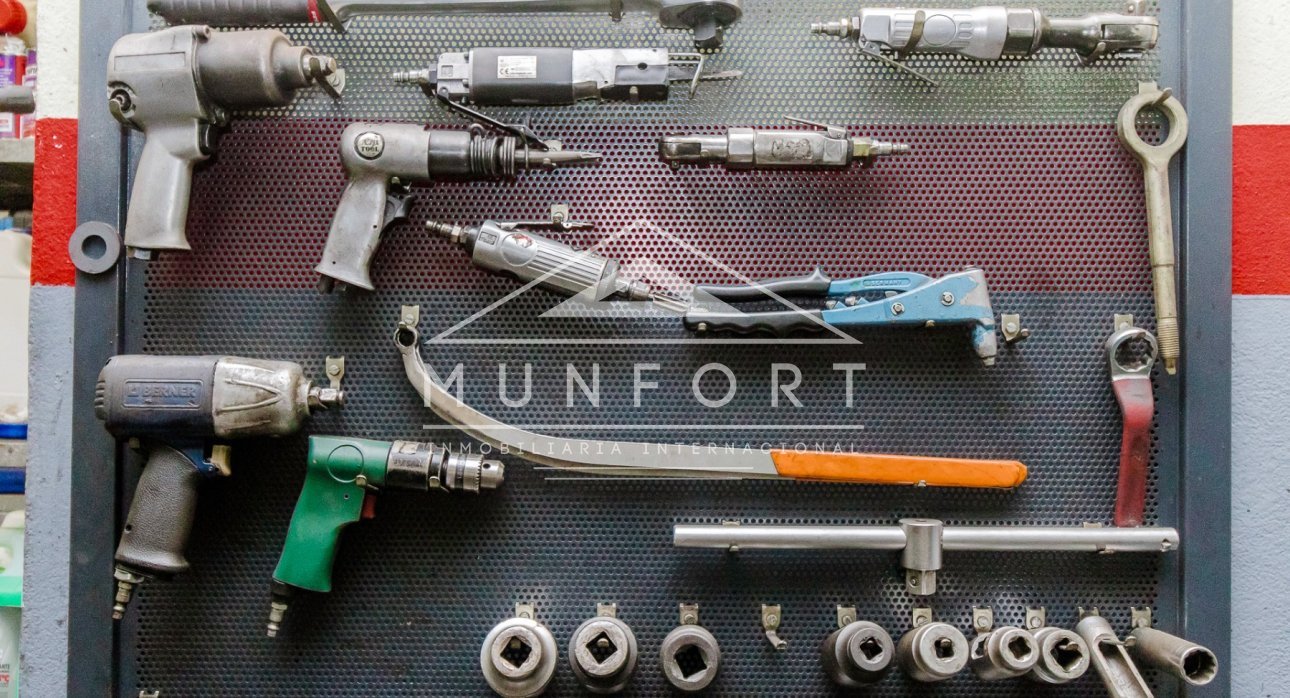 Herverkoop - Commerciële panden -
Torrevieja - Centro - Torrevieja