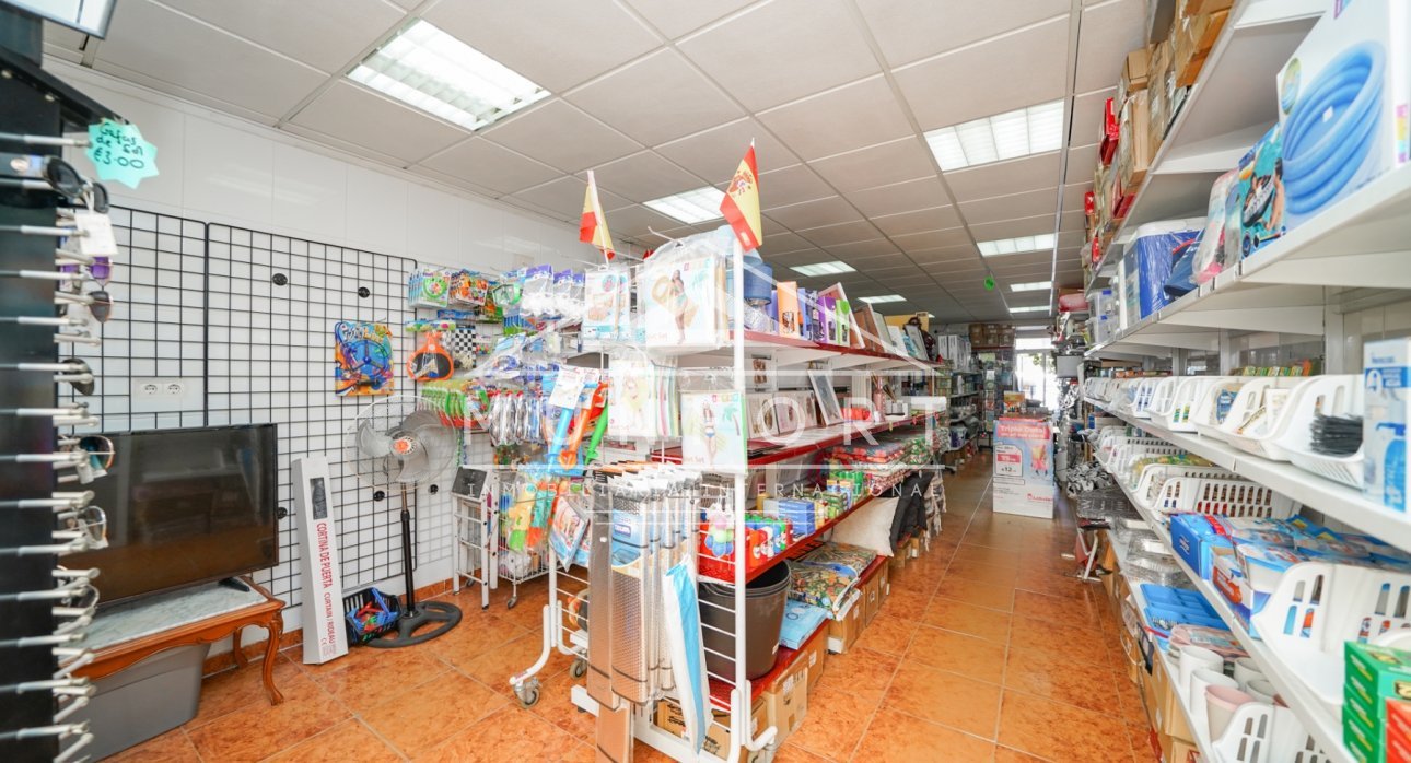 Herverkoop - Commerciële panden -
Torrevieja - El Salado - Torrevieja