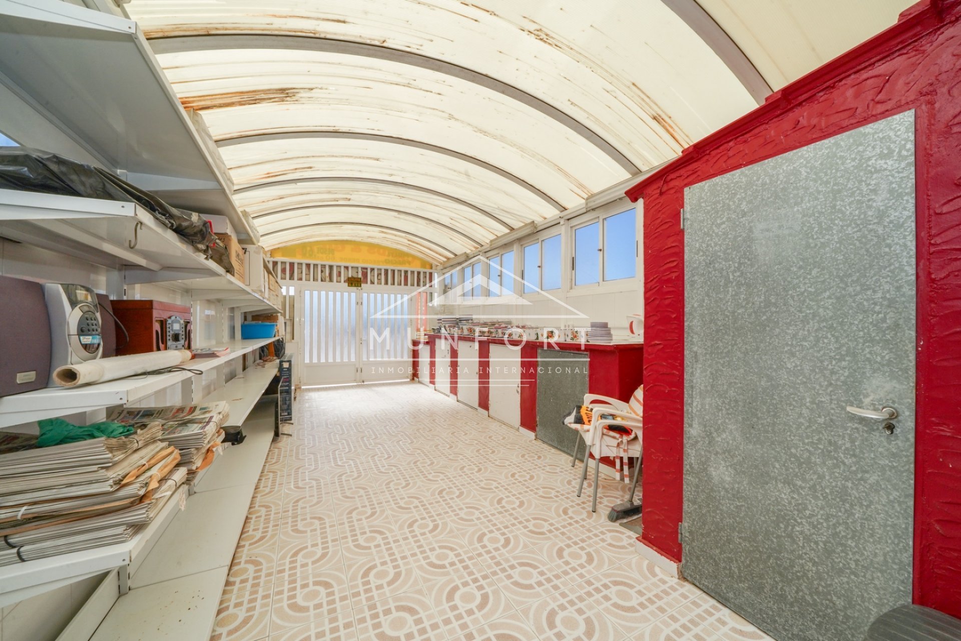 Herverkoop - Commerciële panden -
Torrevieja - El Salado - Torrevieja