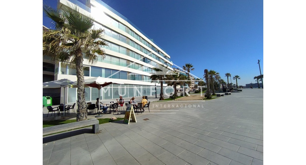 Herverkoop - Commerciële panden -
Torrevieja