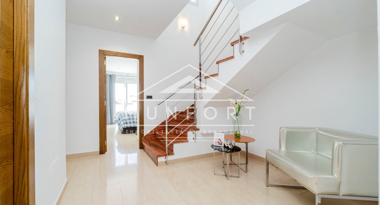 Herverkoop - Gebouw -
Pilar de la Horadada