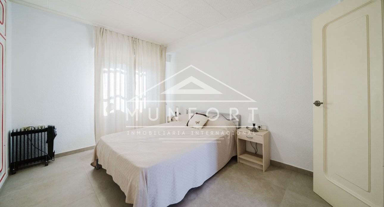 Herverkoop - Landhuizen -
ALICANTE - Alicante