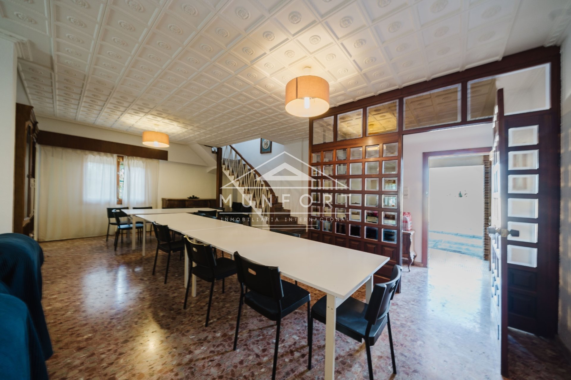 Herverkoop - Landhuizen -
ALICANTE - Alicante