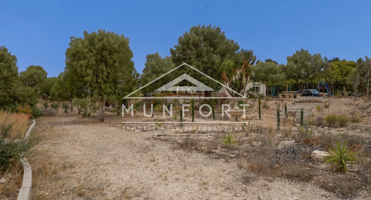 Herverkoop - Landhuizen -
Murcia - GEA Y TRUYOLS