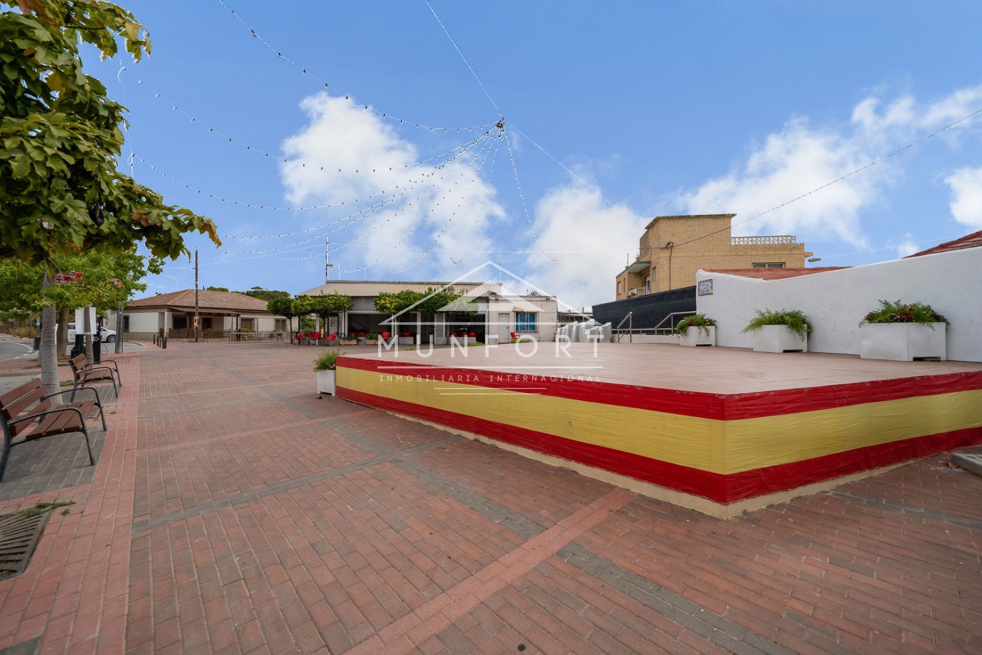 Herverkoop - Landhuizen -
Murcia - GEA Y TRUYOLS