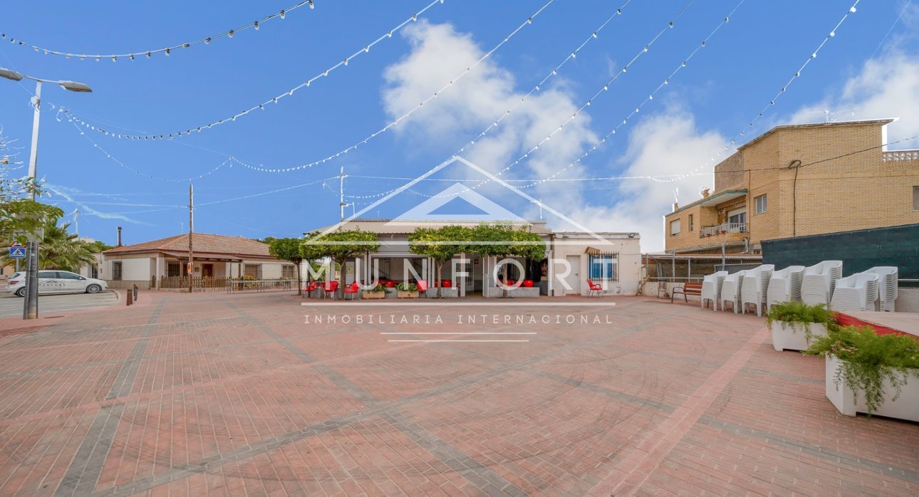 Herverkoop - Landhuizen -
Murcia - GEA Y TRUYOLS