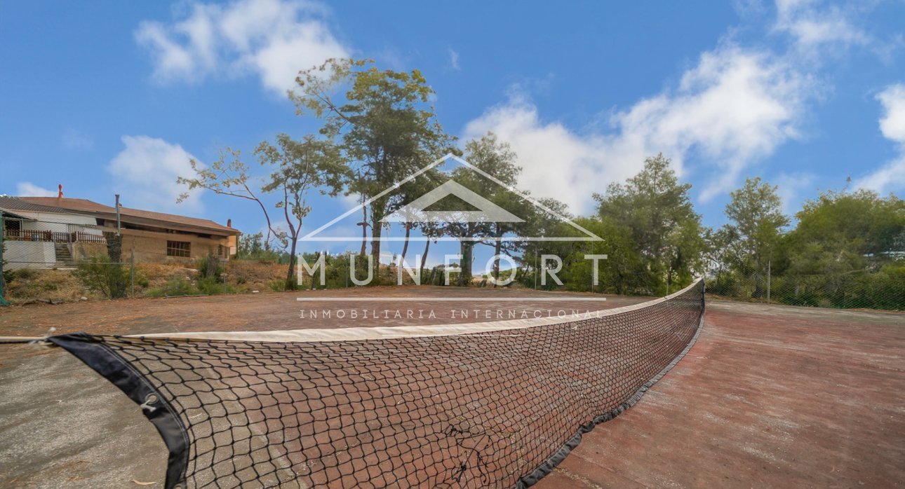 Herverkoop - Landhuizen -
Murcia - GEA Y TRUYOLS