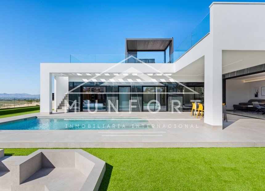 Herverkoop - Luxe villa's -
Algorfa