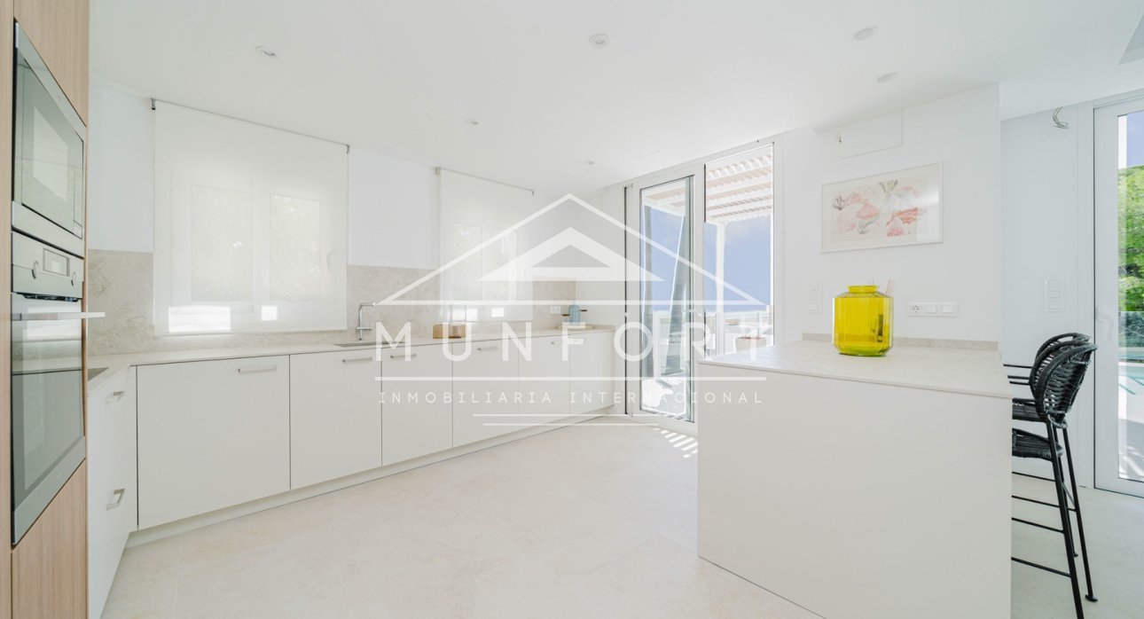 Herverkoop - Luxe villa's -
Altea - Altea Hills