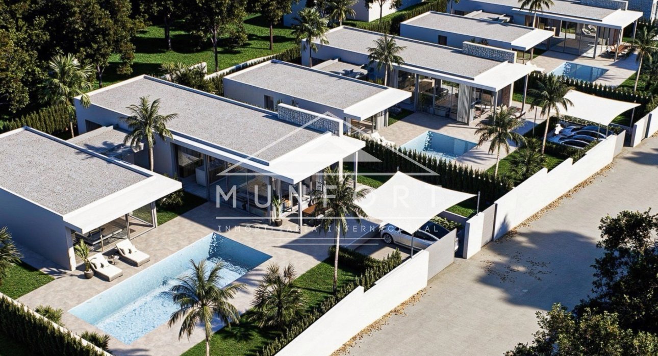 Herverkoop - Luxe villa's -
Altea