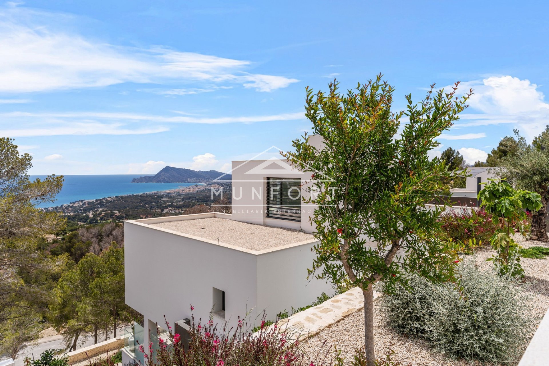 Herverkoop - Luxe villa's -
Altea