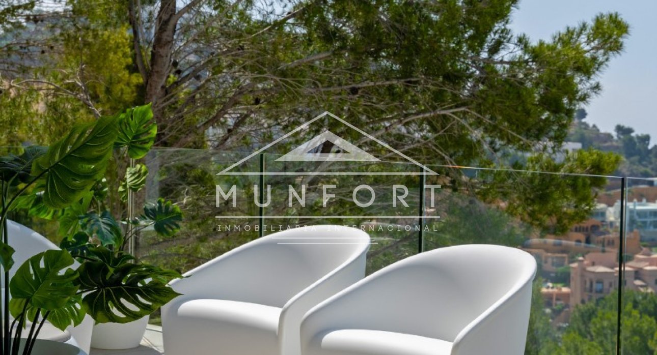 Herverkoop - Luxe villa's -
Altea