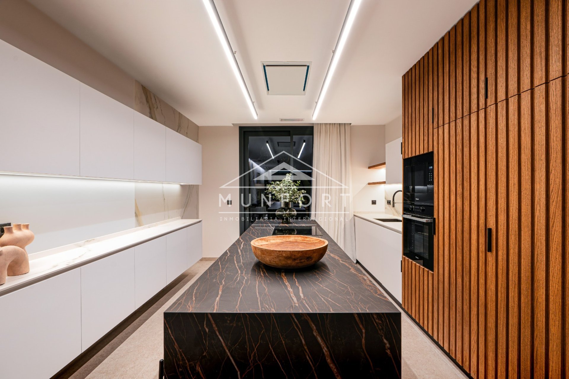 Herverkoop - Luxe villa's -
Benidorm