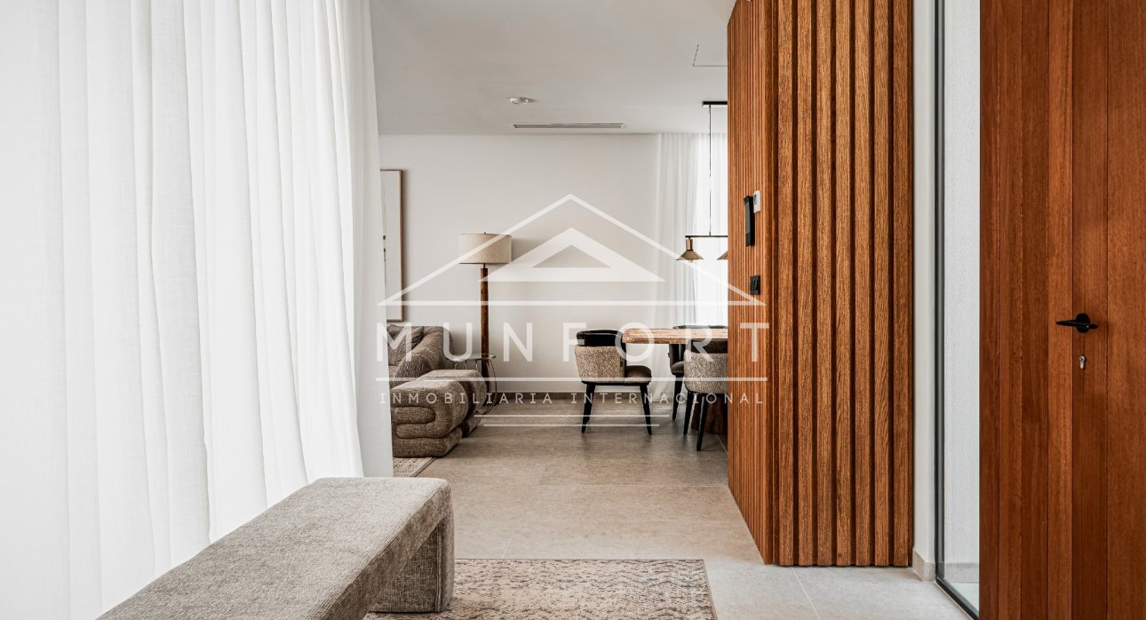 Herverkoop - Luxe villa's -
Benidorm