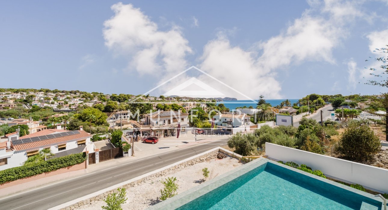 Herverkoop - Luxe villa's -
Benissa