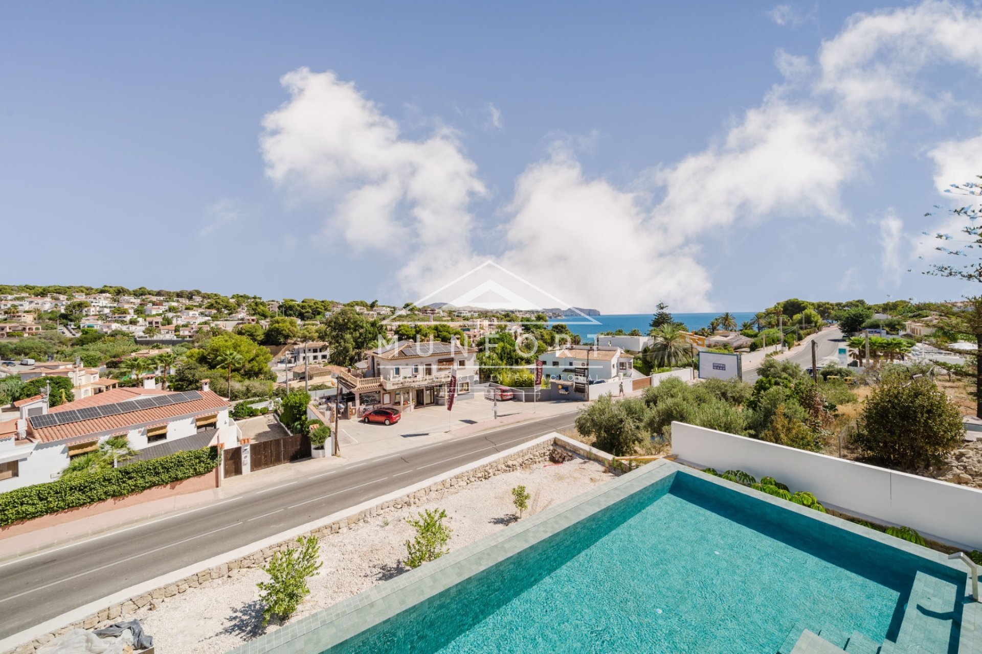 Herverkoop - Luxe villa's -
Benissa