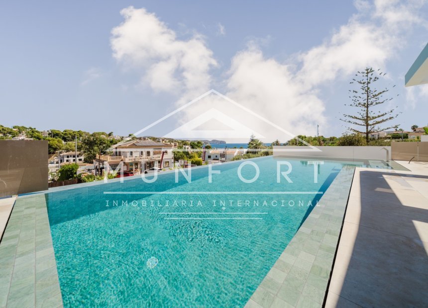 Herverkoop - Luxe villa's -
Benissa