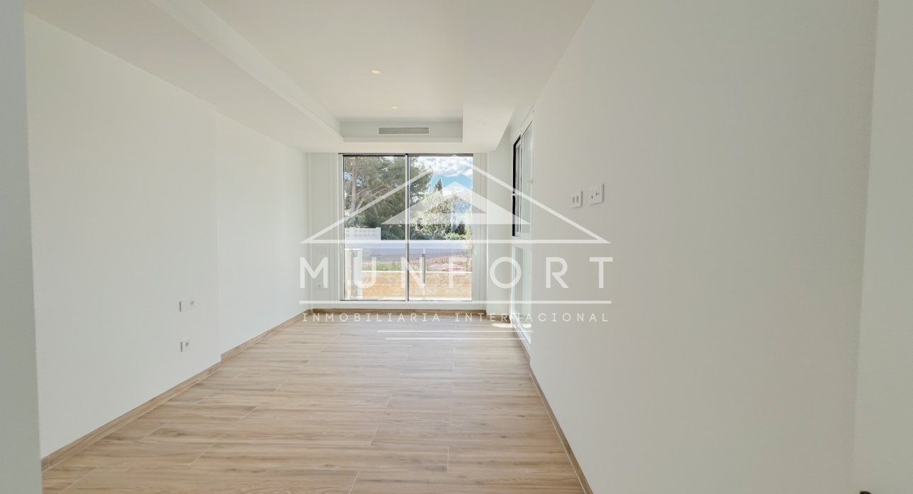 Herverkoop - Luxe villa's -
Benissa