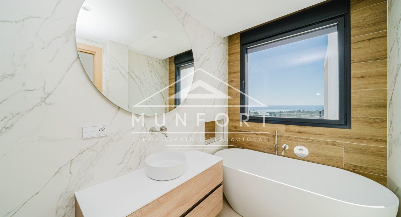 Herverkoop - Luxe villa's -
Calpe