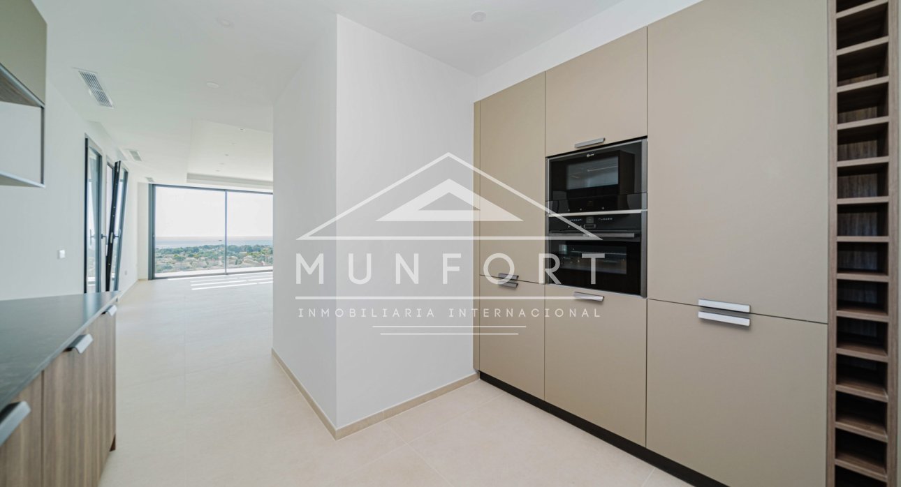 Herverkoop - Luxe villa's -
Calpe