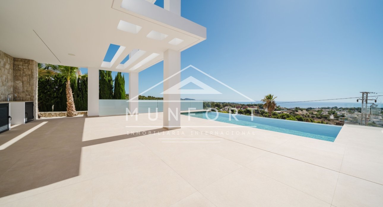 Herverkoop - Luxe villa's -
Calpe