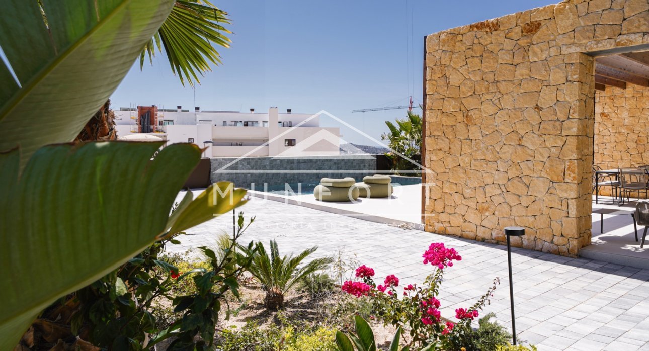 Herverkoop - Luxe villa's -
Finestrat - Sierra Cortina