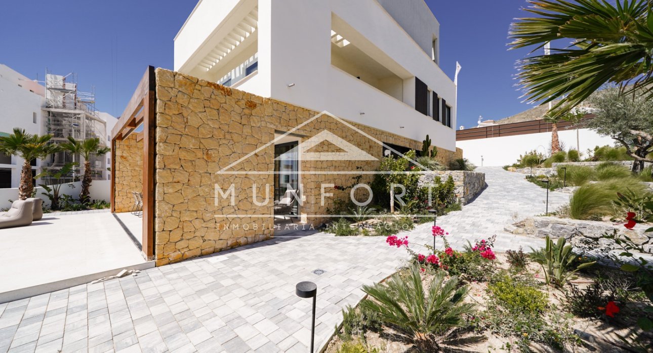 Herverkoop - Luxe villa's -
Finestrat - Sierra Cortina
