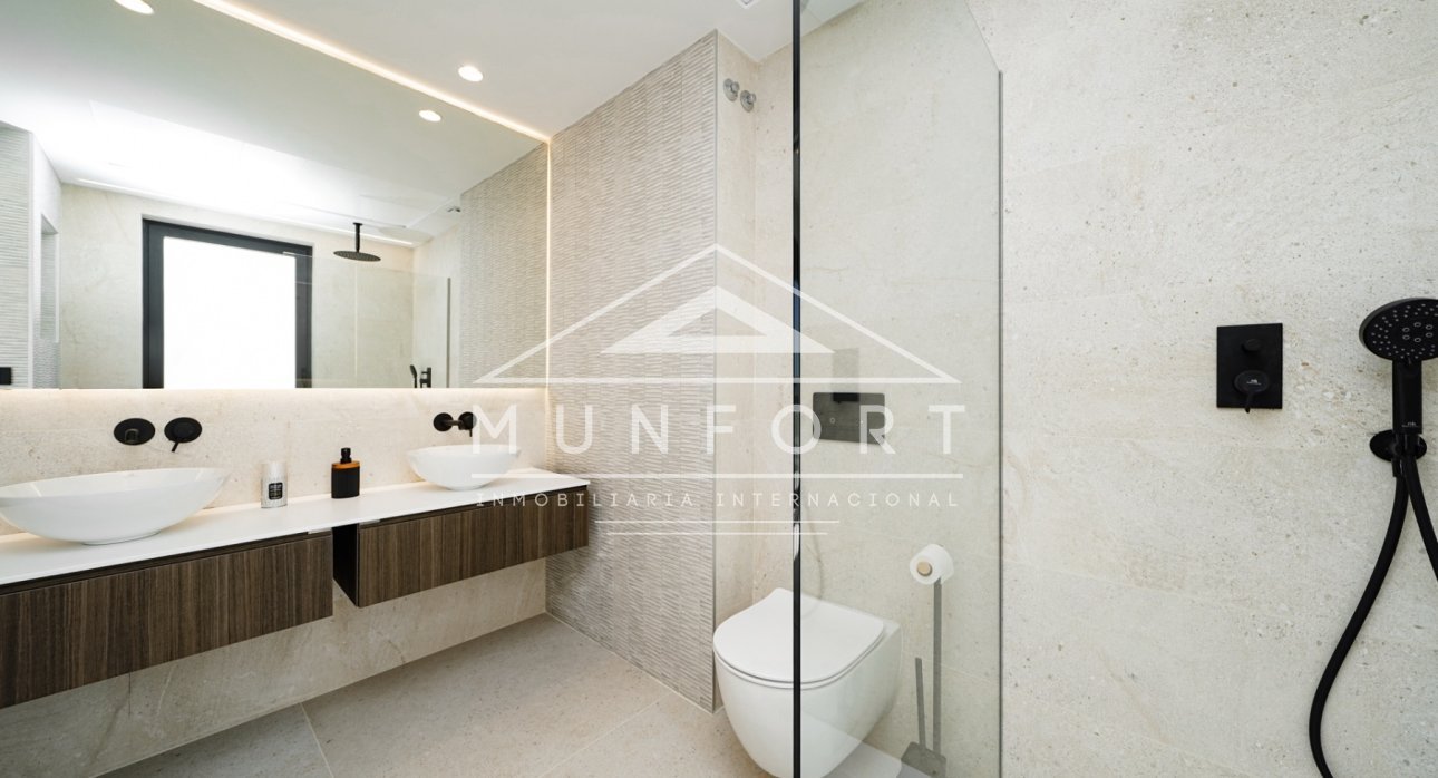 Herverkoop - Luxe villa's -
Finestrat - Sierra Cortina