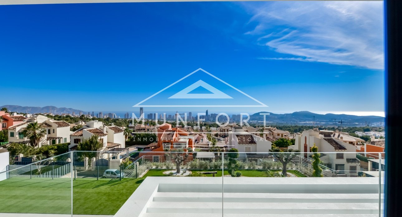 Herverkoop - Luxe villa's -
Finestrat - Sierra Cortina