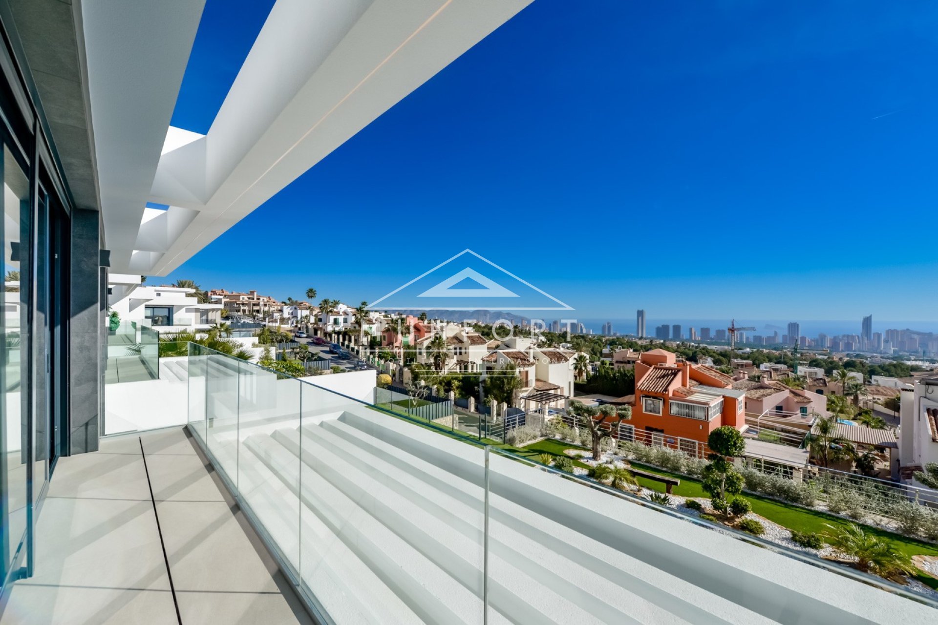 Herverkoop - Luxe villa's -
Finestrat - Sierra Cortina