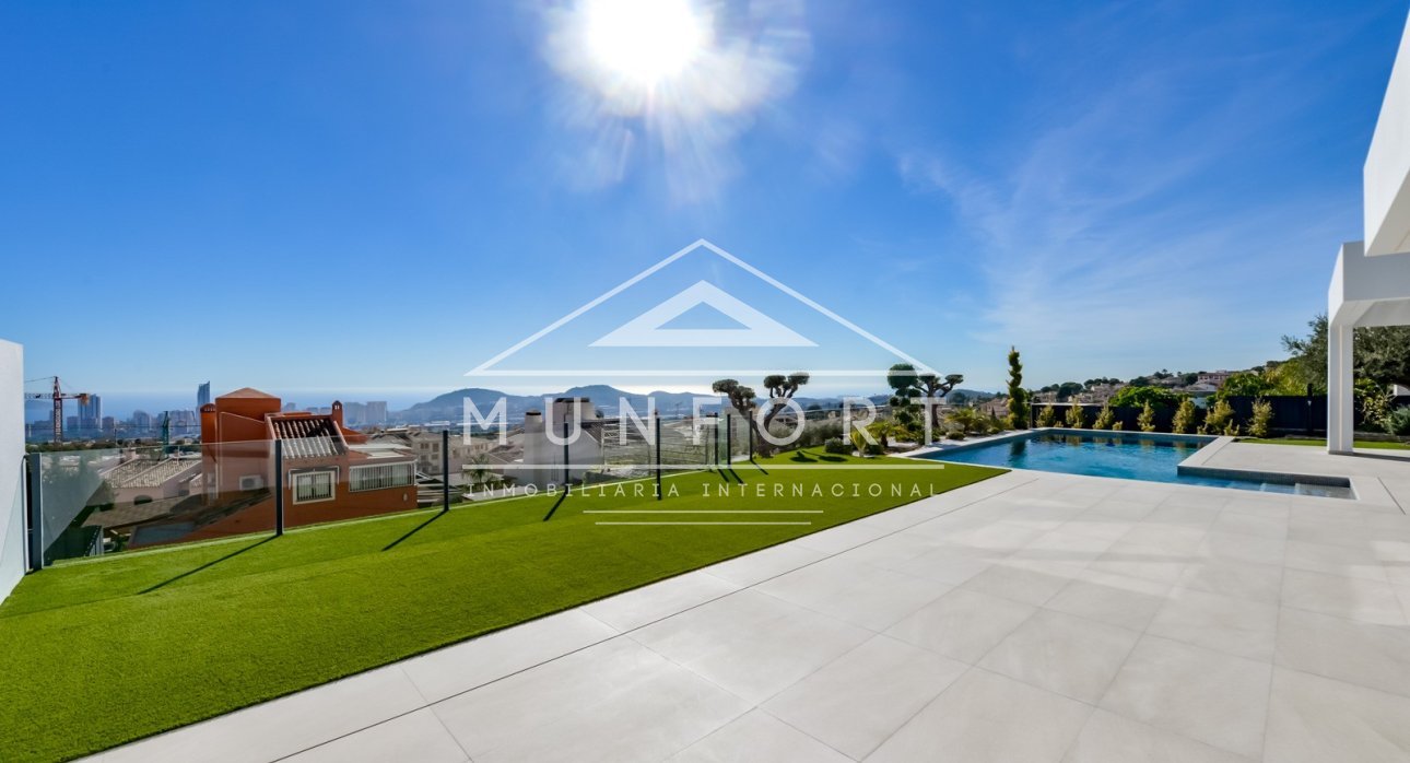 Herverkoop - Luxe villa's -
Finestrat - Sierra Cortina