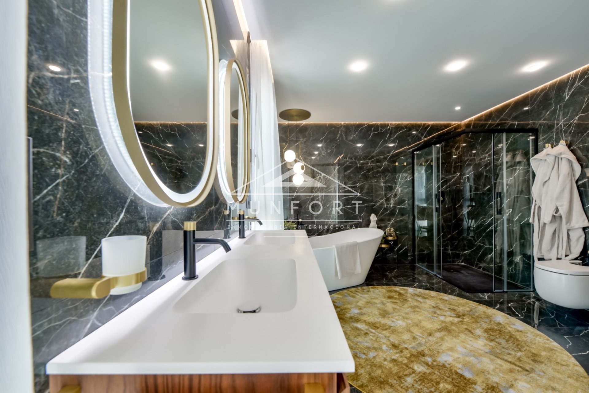 Herverkoop - Luxe villa's -
Finestrat - Sierra Cortina