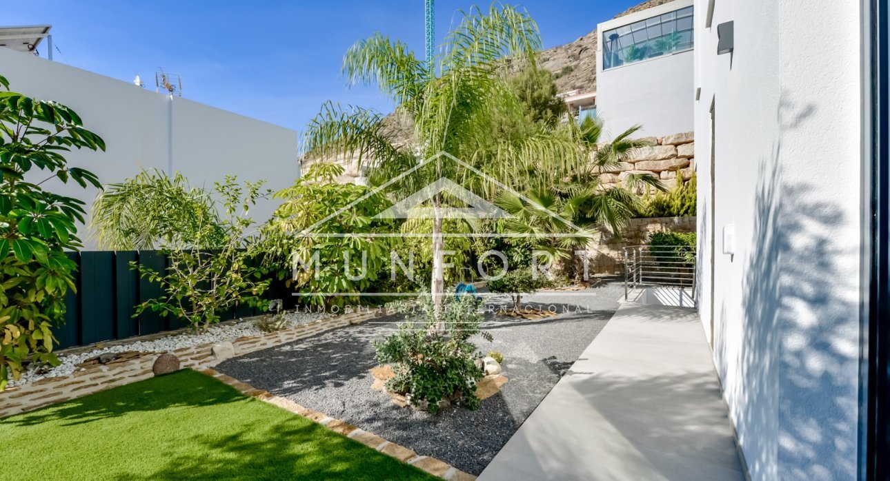 Herverkoop - Luxe villa's -
Finestrat - Sierra Cortina