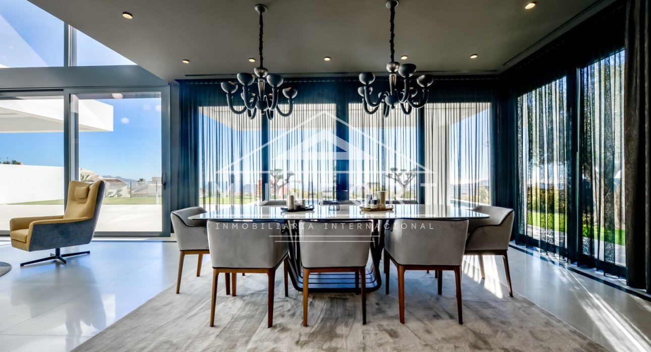 Herverkoop - Luxe villa's -
Finestrat - Sierra Cortina