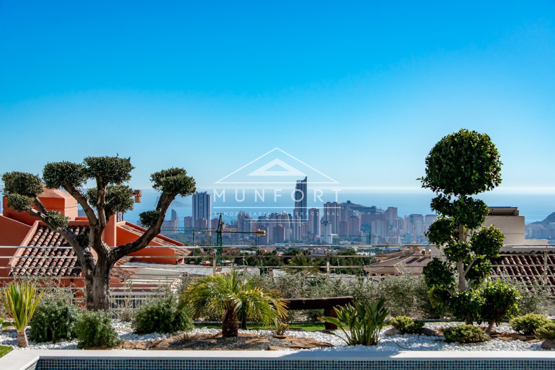 Herverkoop - Luxe villa's -
Finestrat - Sierra Cortina