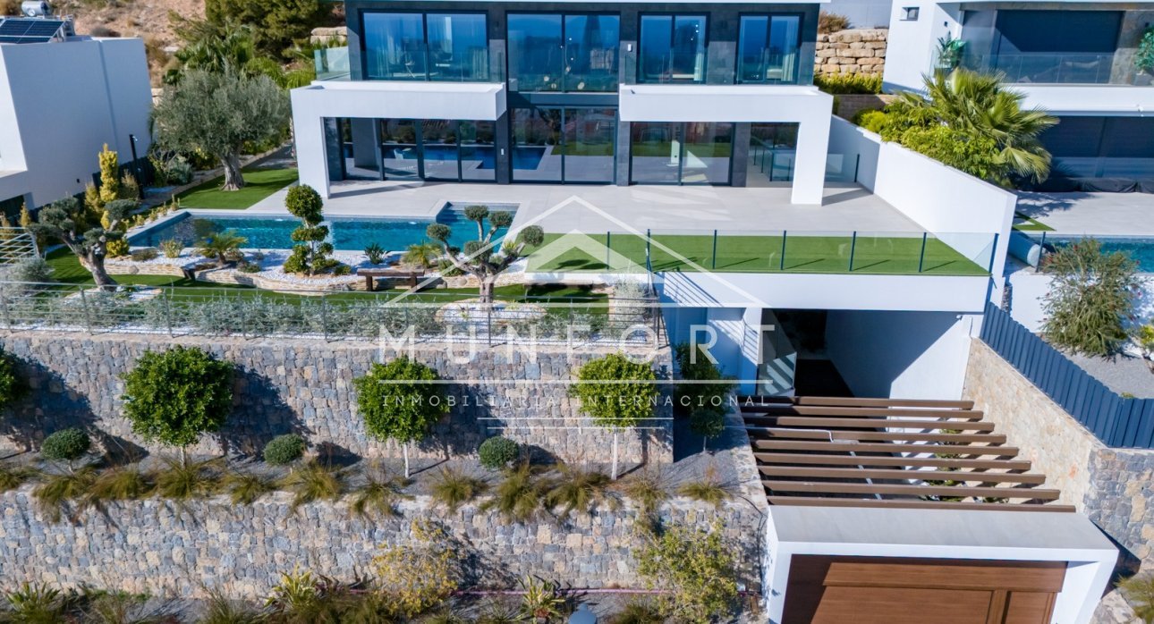 Herverkoop - Luxe villa's -
Finestrat - Sierra Cortina