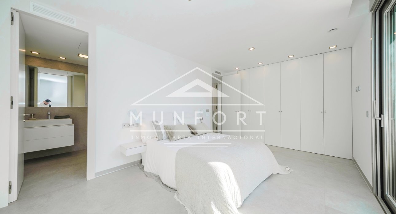 Herverkoop - Luxe villa's -
Finestrat - Sierra Cortina