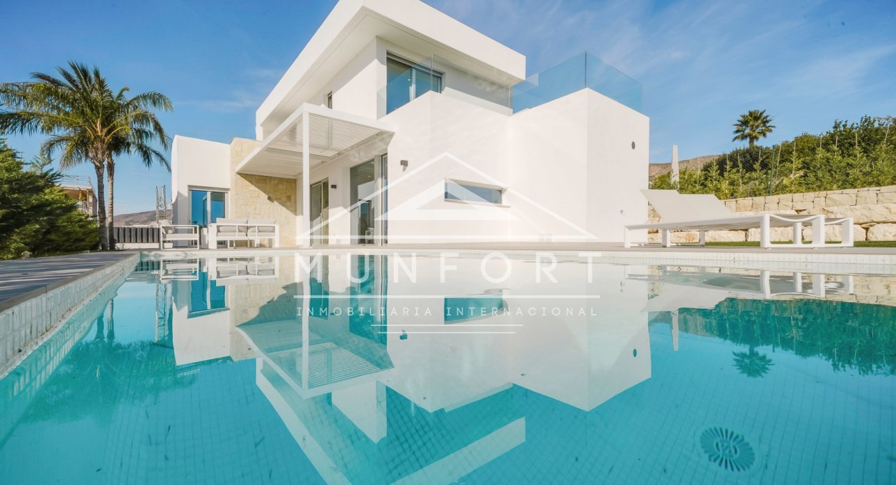 Herverkoop - Luxe villa's -
Finestrat - Sierra Cortina