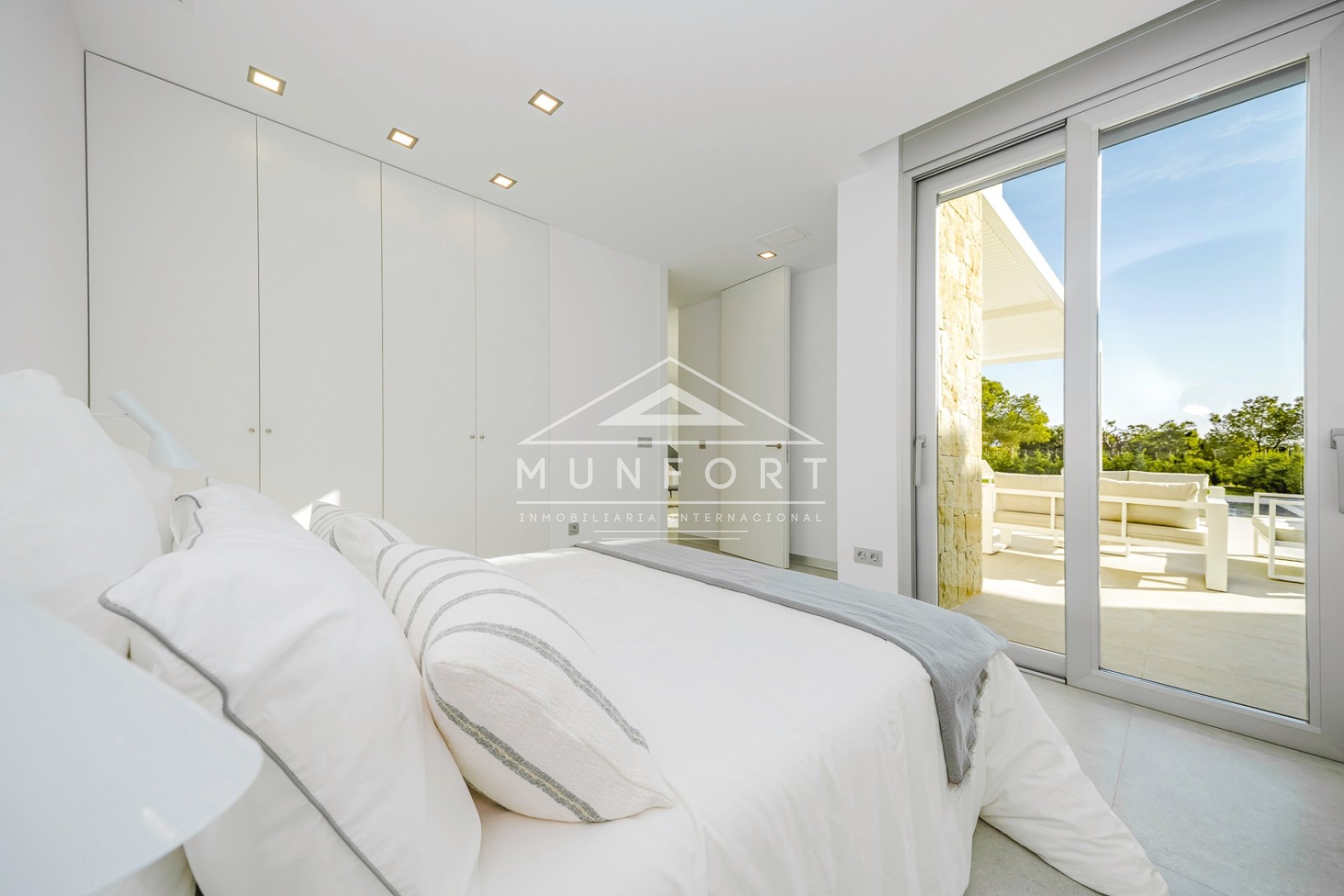 Herverkoop - Luxe villa's -
Finestrat - Sierra Cortina