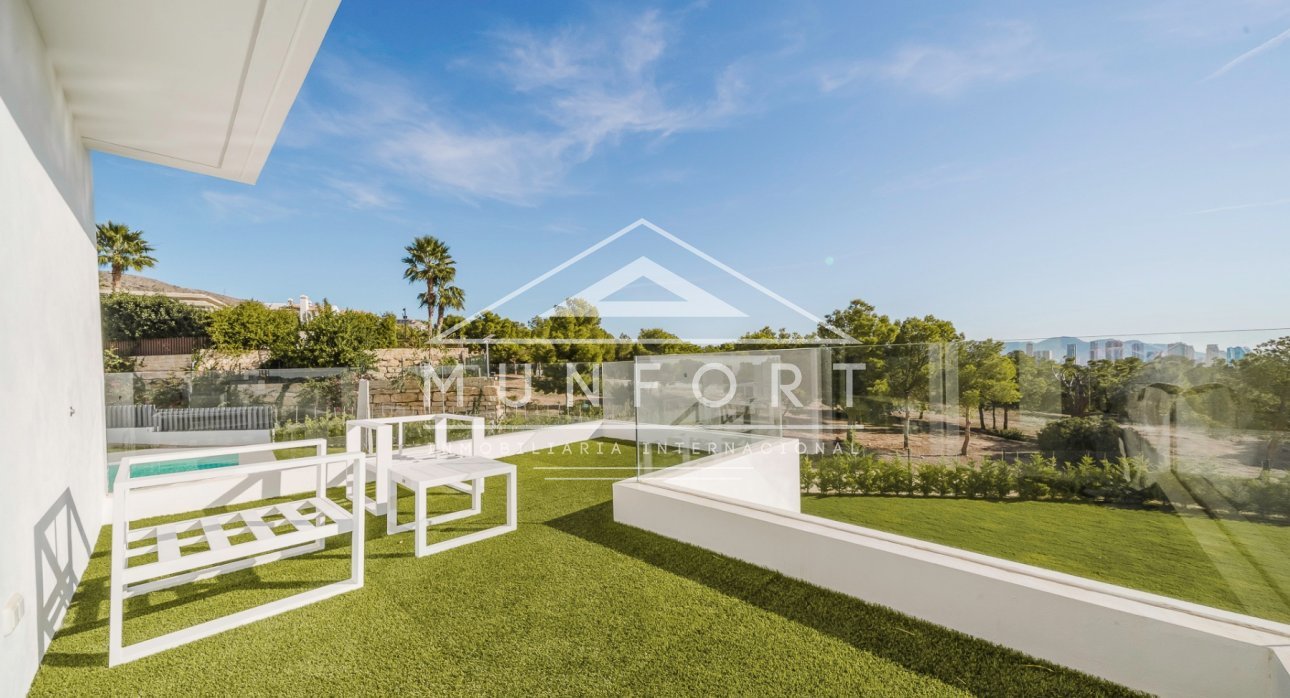 Herverkoop - Luxe villa's -
Finestrat - Sierra Cortina