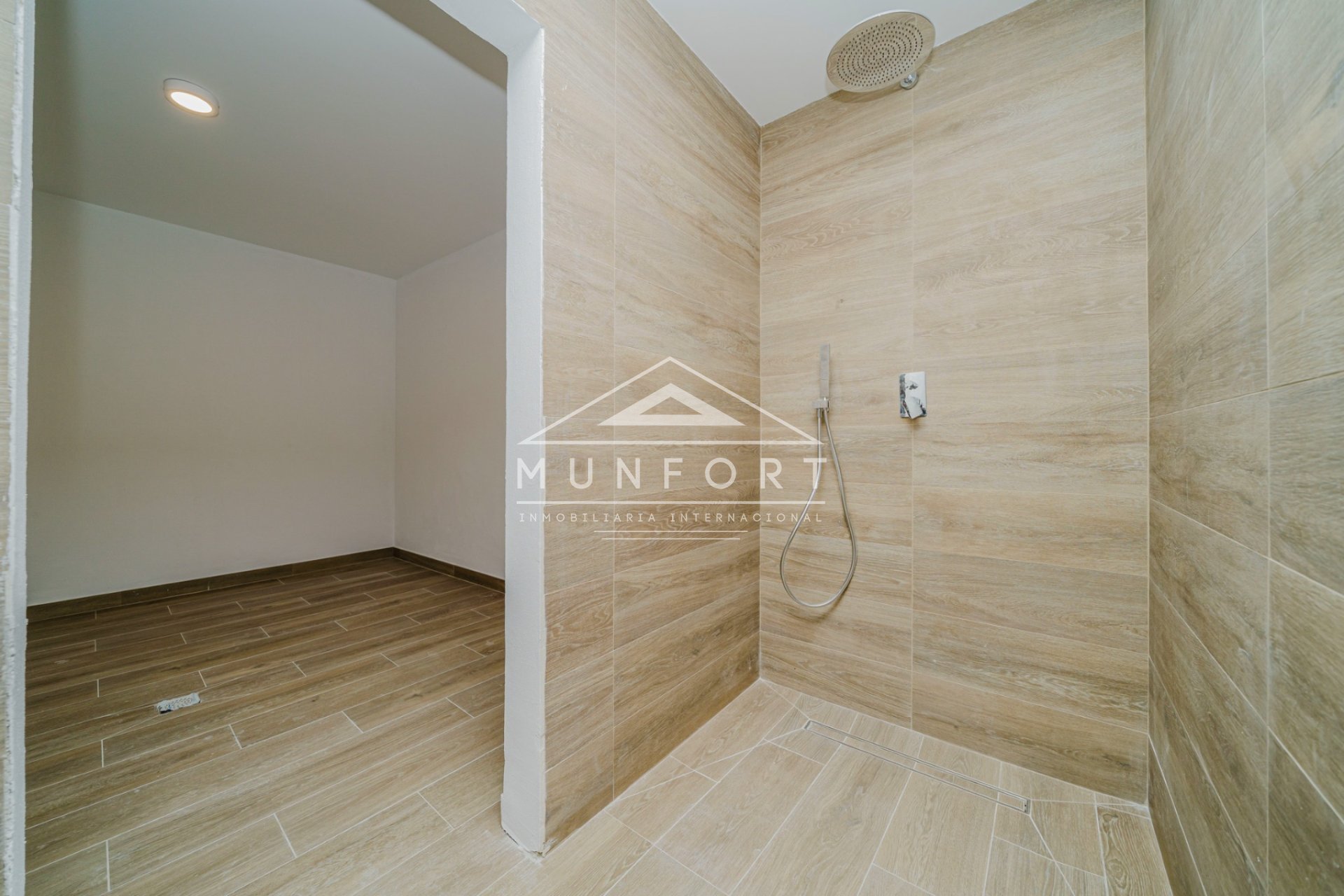 Herverkoop - Luxe villa's -
Finestrat