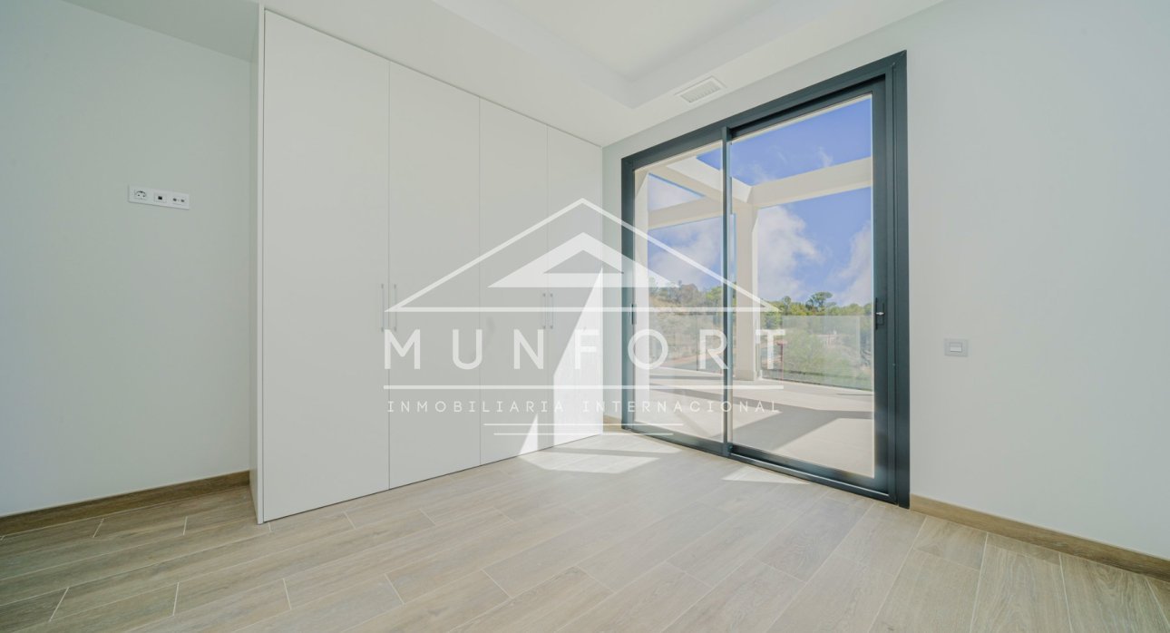 Herverkoop - Luxe villa's -
Finestrat