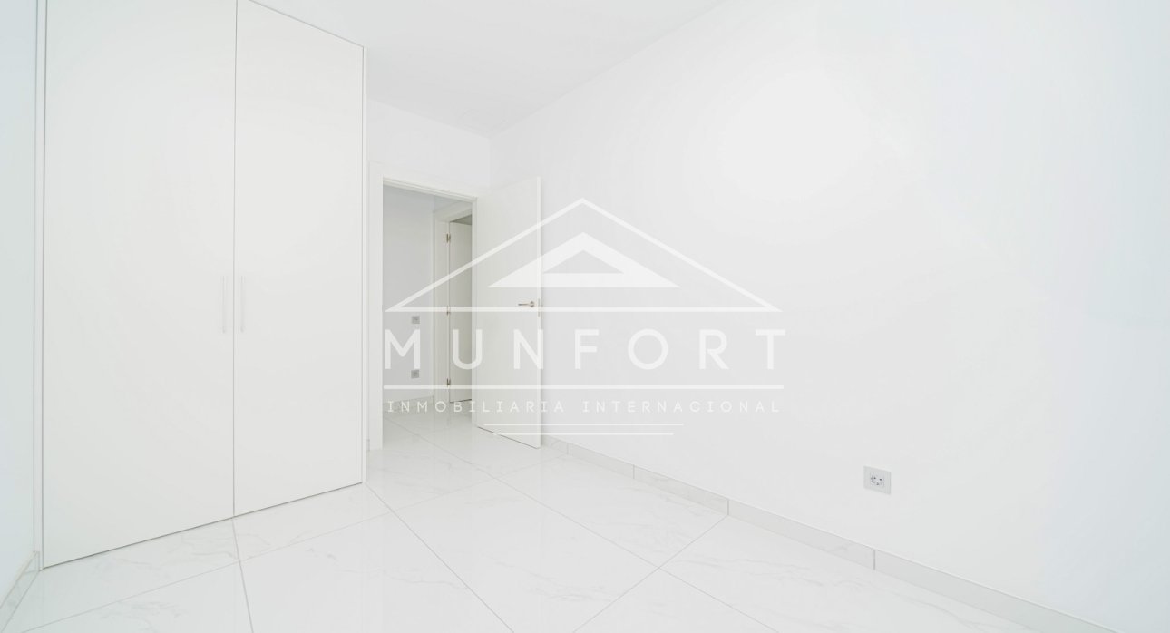 Herverkoop - Luxe villa's -
Finestrat