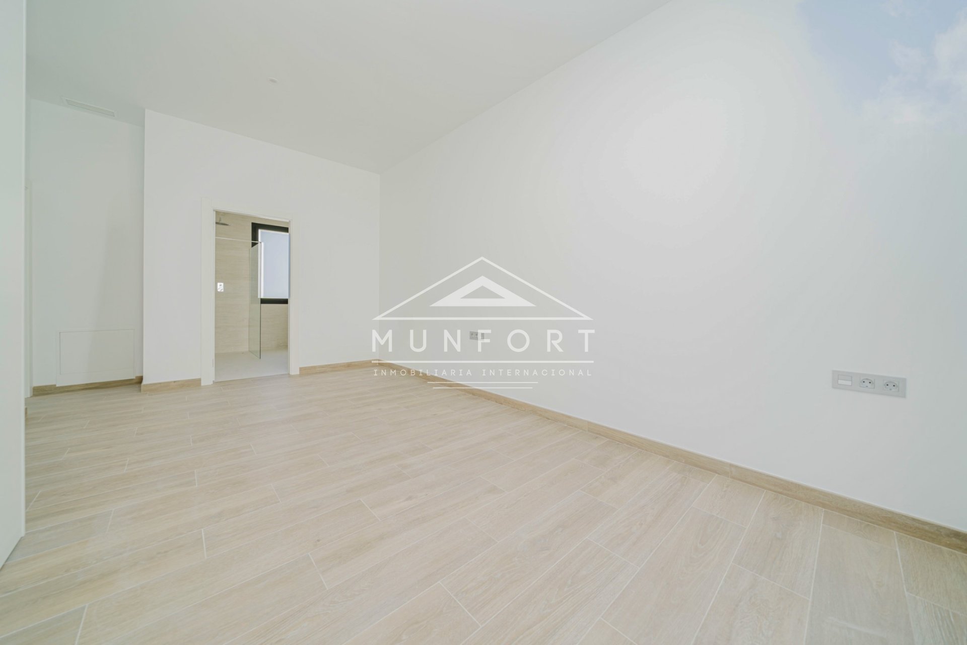 Herverkoop - Luxe villa's -
Finestrat