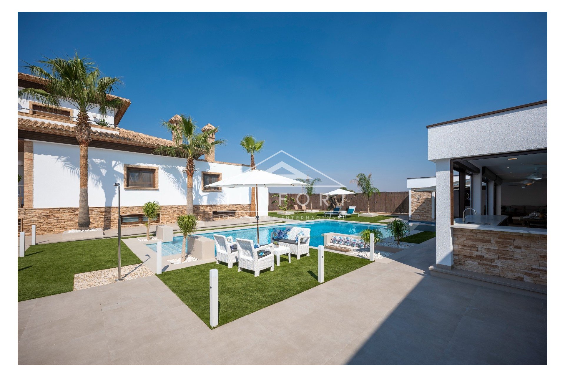 Herverkoop - Luxe villa's -
Murcia - Jerónimo y Avileses