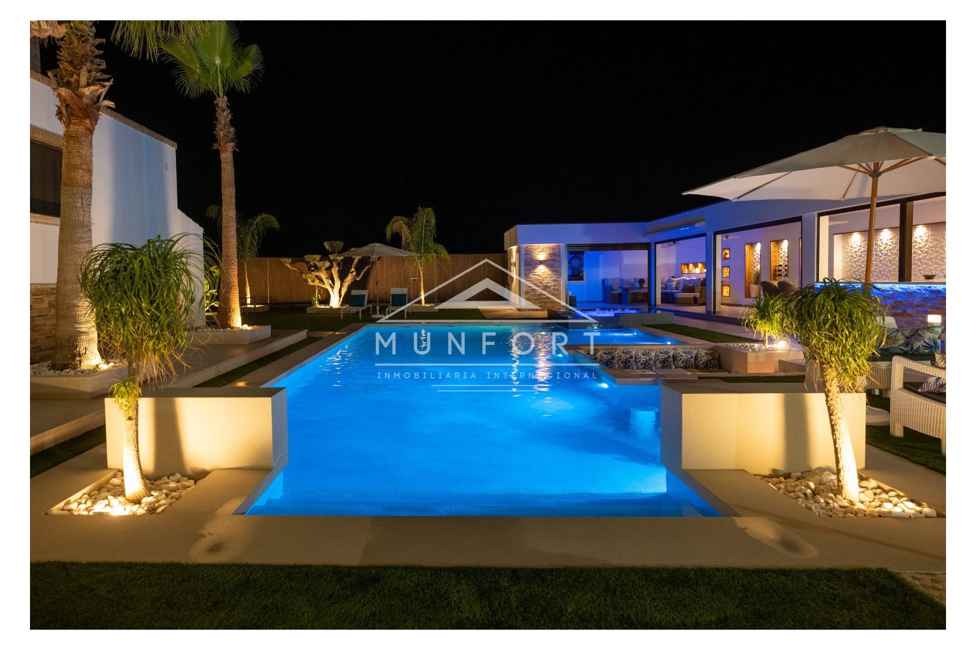 Herverkoop - Luxe villa's -
Murcia - Jerónimo y Avileses