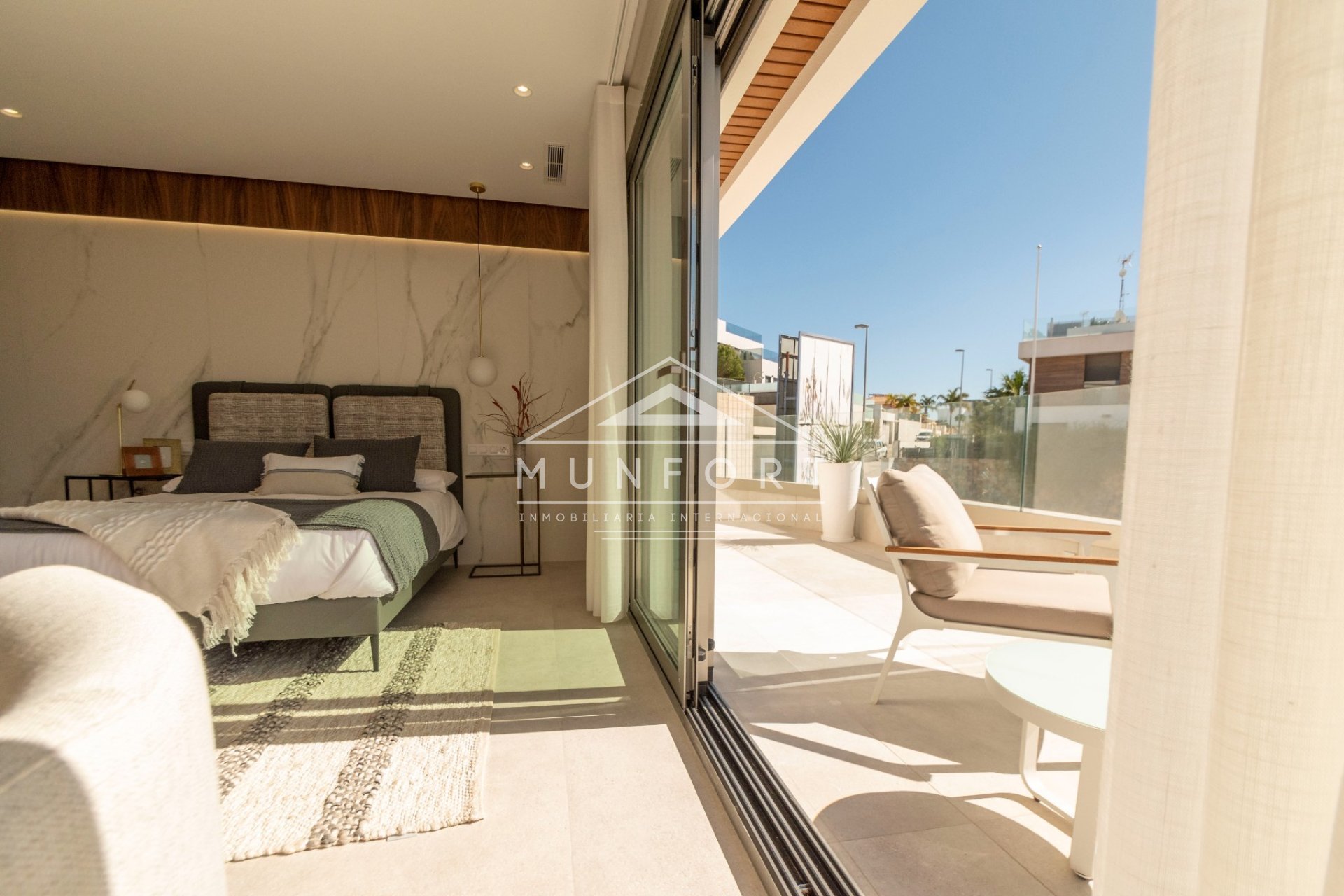 Herverkoop - Luxe villa's -
Orihuela Costa - Aguamarina