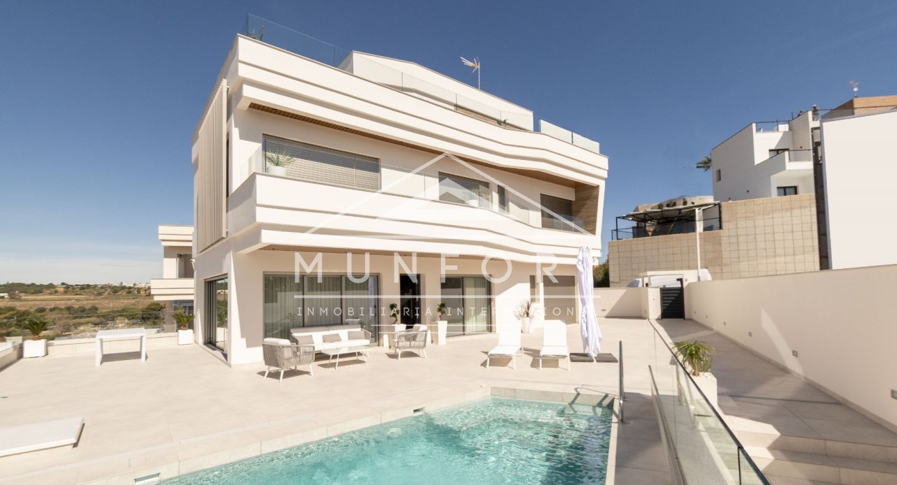 Herverkoop - Luxe villa's -
Orihuela Costa - Aguamarina