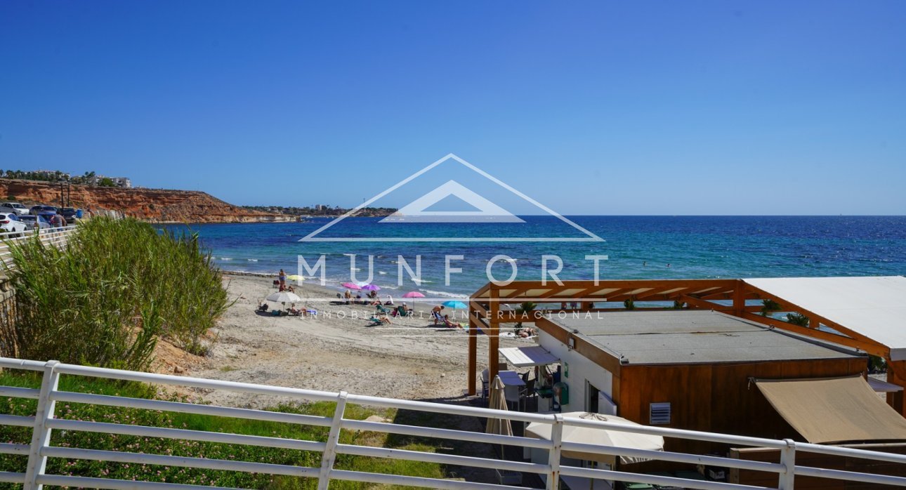 Herverkoop - Luxe villa's -
Orihuela Costa - Aguamarina